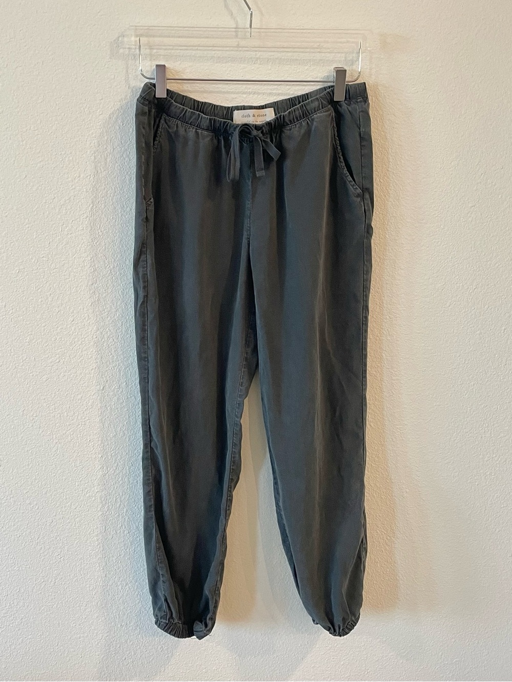 Cloth & Stone drawstring jogger pants - charcoal Small